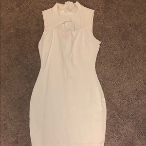 White body fitted dress
